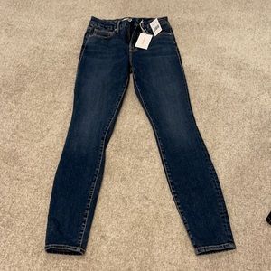 Good American Good Legs Crop